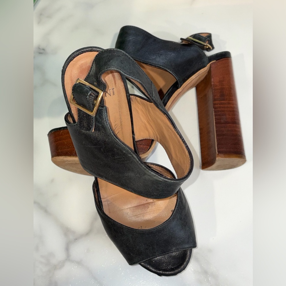 Silvia Rossi Distressed Black Leather Women's Heels